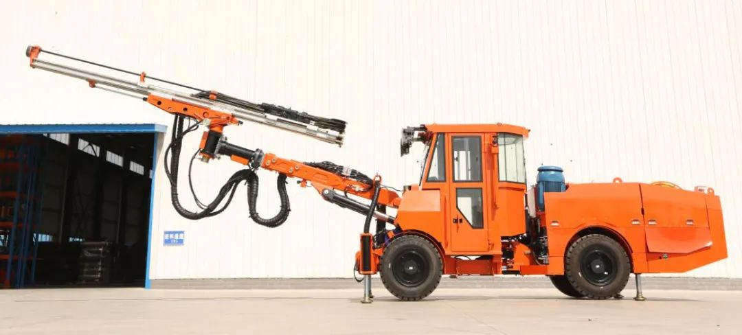 1676256676992311.jpg 640.jpg